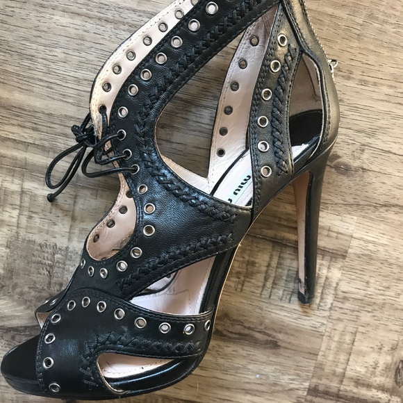 Miu Miu - Picture 6 of 8